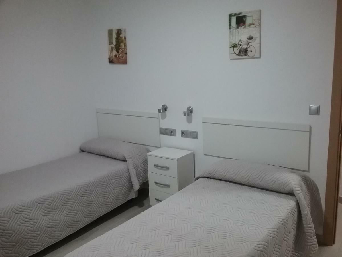 Habitación Triple Confort con ducha