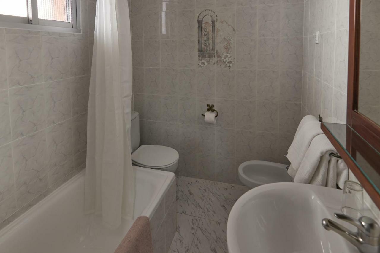 Habitación Triple con baño privado